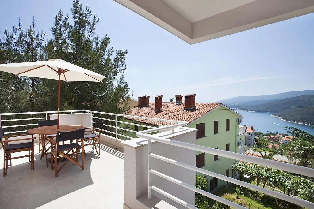 Casa M Rabac Apartment